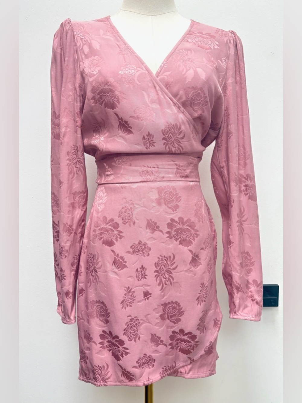 Wilfred Pink Wrap Dress Size M